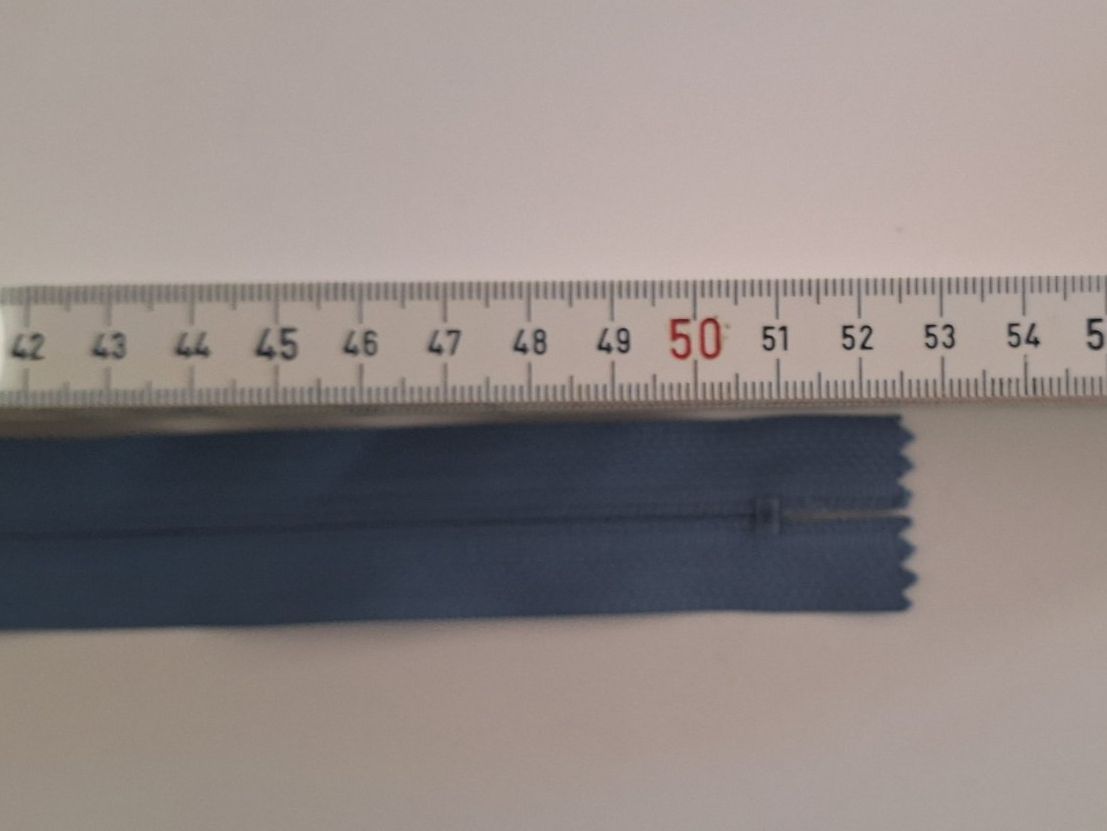 Tessuti: Reisverschluss 50cm blau – Usato da Wetzikon ZH venduto da NaWetzi 1