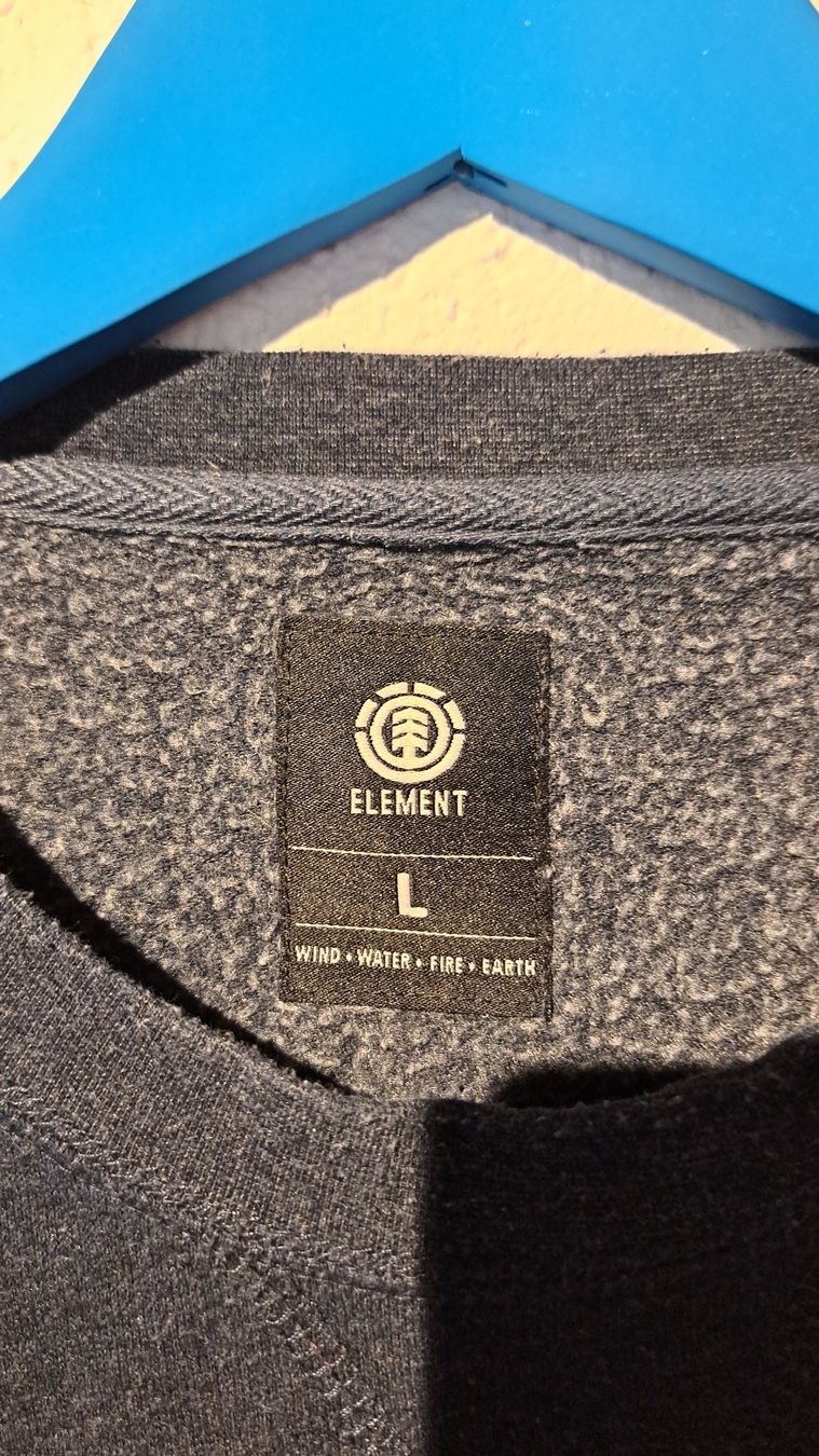 Element Maglioni & Felpe: Felpa Element taglia L, come nuova! – Usato da Camorino venduto da yanis83 2