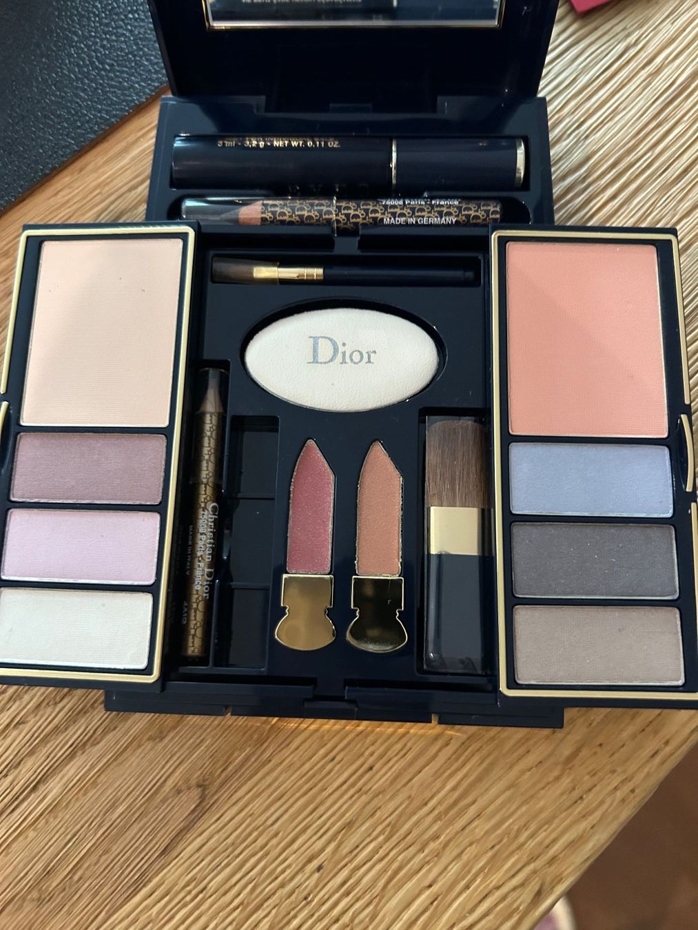 Dior Make-up: Schminkbox Christian Dior – Neu (gemäss Beschreibung) aus Schwyz von lookatit