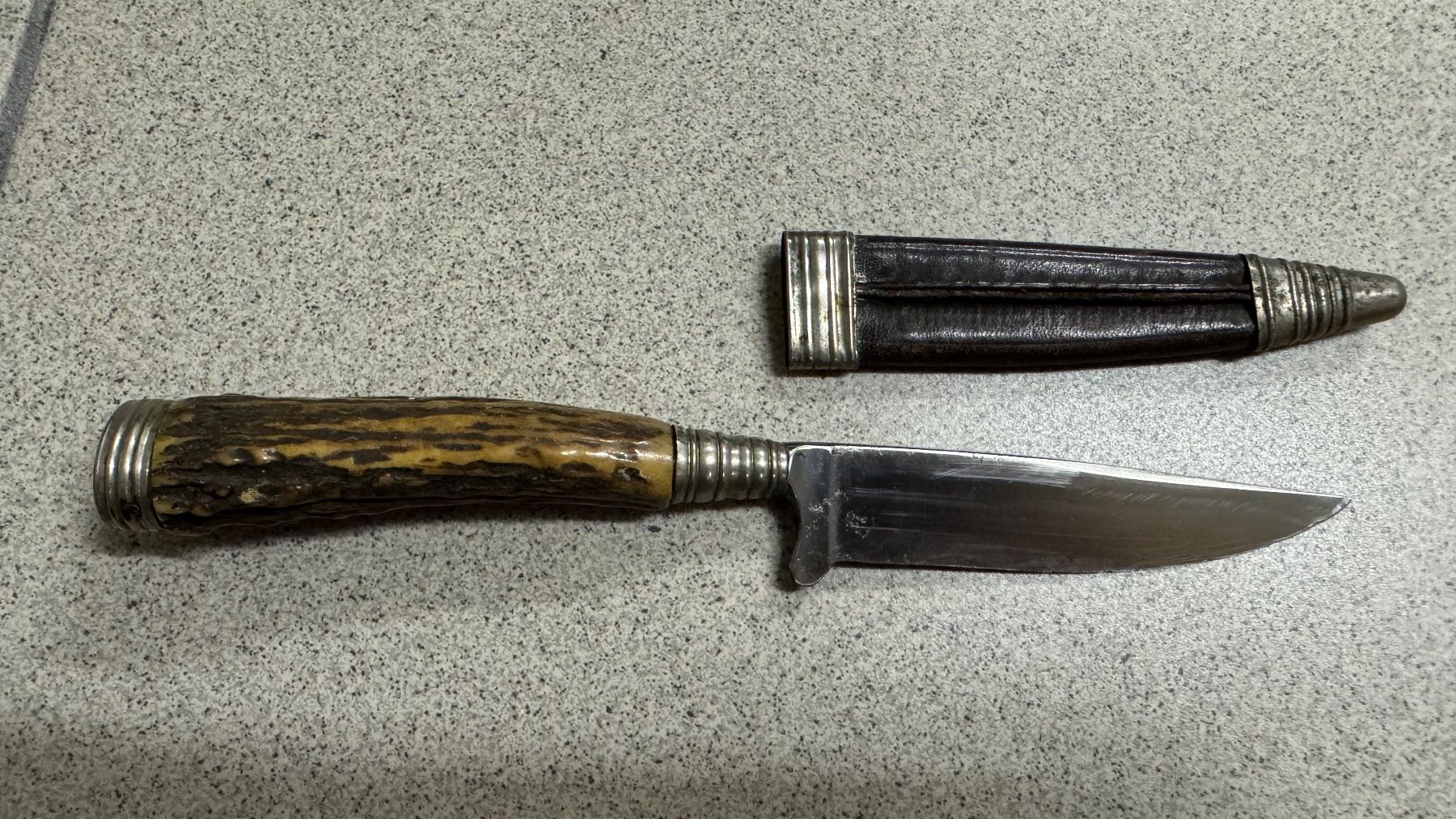 Solingen Accessori: Vintage Jagdmesser Hirschkrone Solingen – Usato da Bremgarten AG venduto da Schussi 1