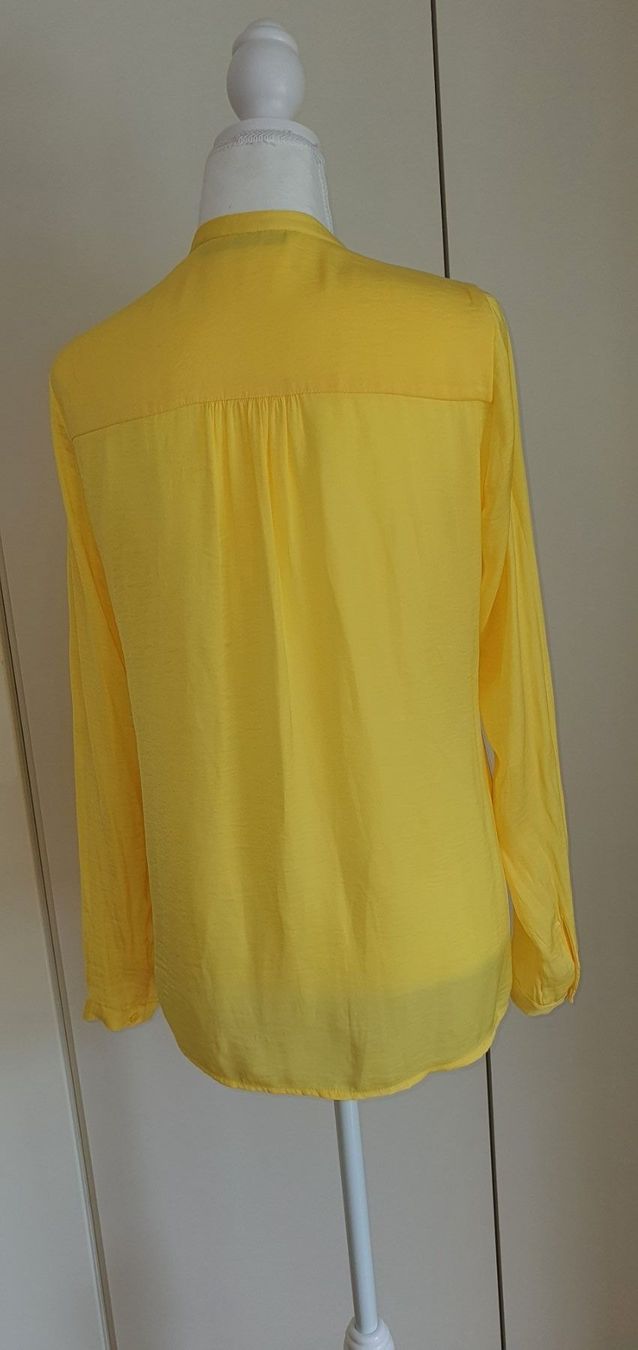 Zara Camicette: Zara Trafaluc Bluse XS – Usato da Basel venduto da Kristal4 4