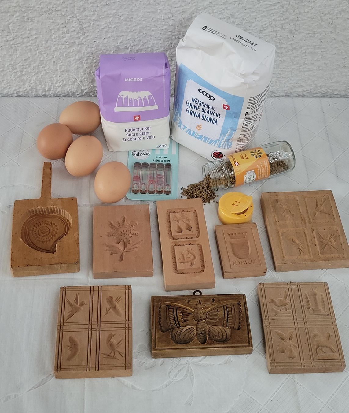 Viele schöne Vintage Model Backformen Anisguetzli (D'occasion) à ...