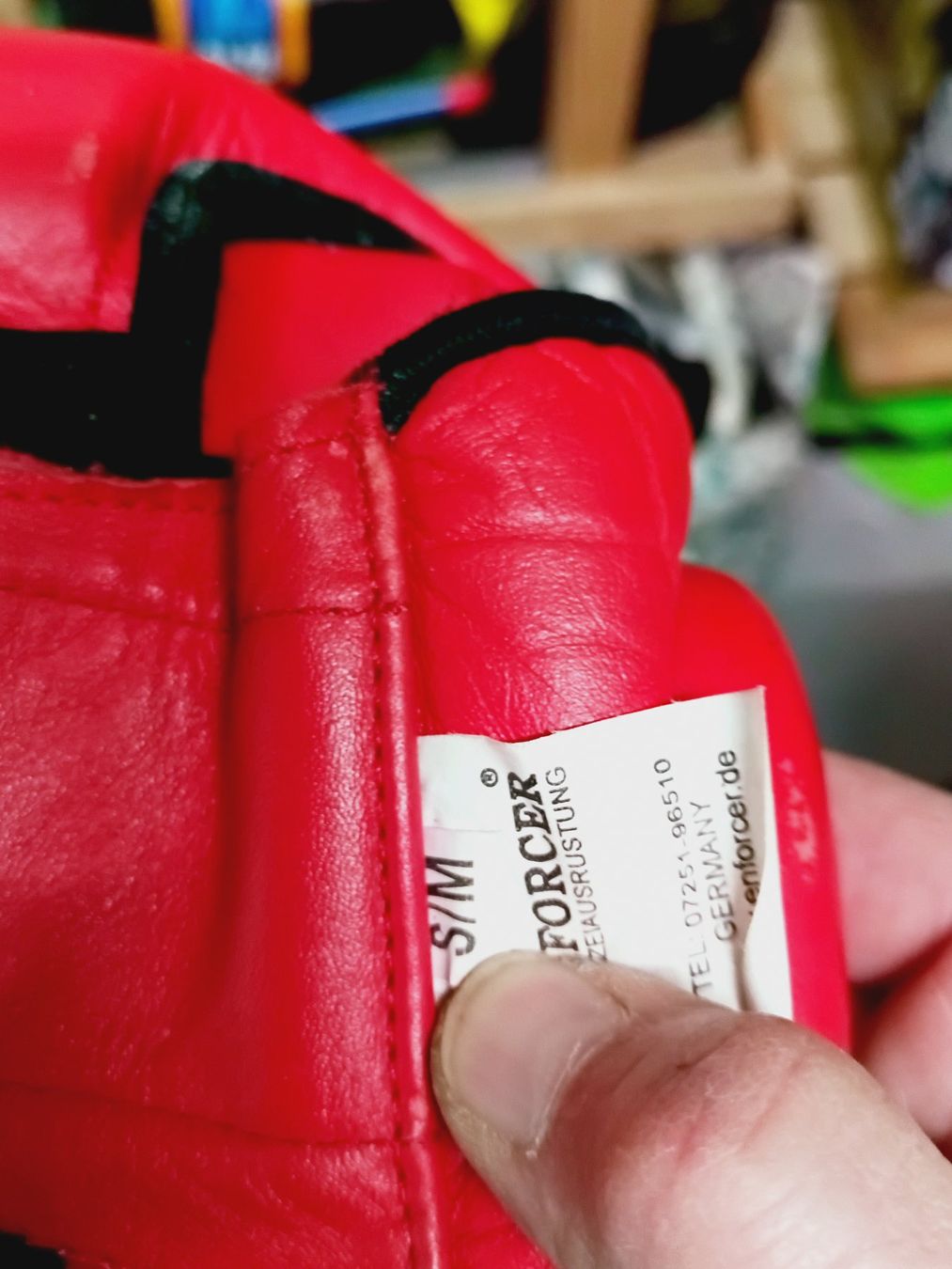 Schutz & Schoner: Boxhandschuhe Schienbeischoner Kopfschutz – Neu (gemäss Beschreibung) aus Staufen von fbe_v8pv 1