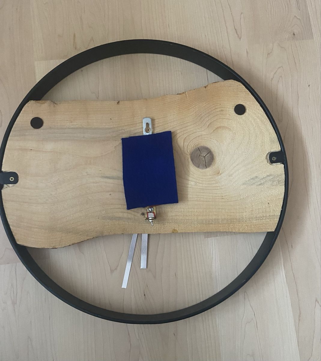 Orologi da terra & Orologi da parete: Grosse Holz-Metall Wanduhr – Nuovo (secondo la descrizione) da Mollis venduto da sch_7b5z 1