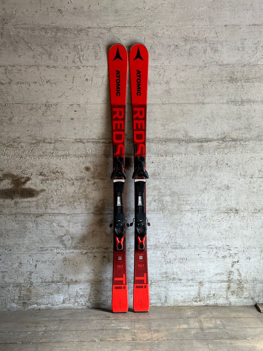 Atomic Redster Ski 161CM (Gebraucht) in Emmenbrücke für CHF 179