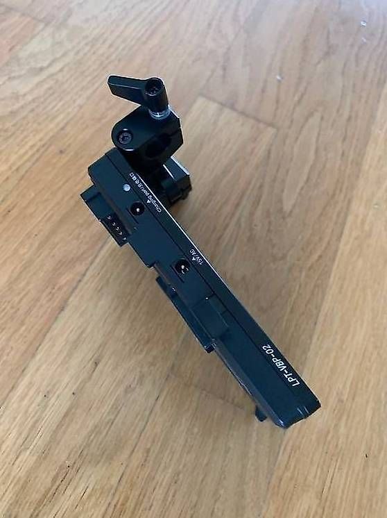 Strumenti musicali: LanParte V-Mount Battery Plate – Usato da Neuchâtel venduto da Piprod