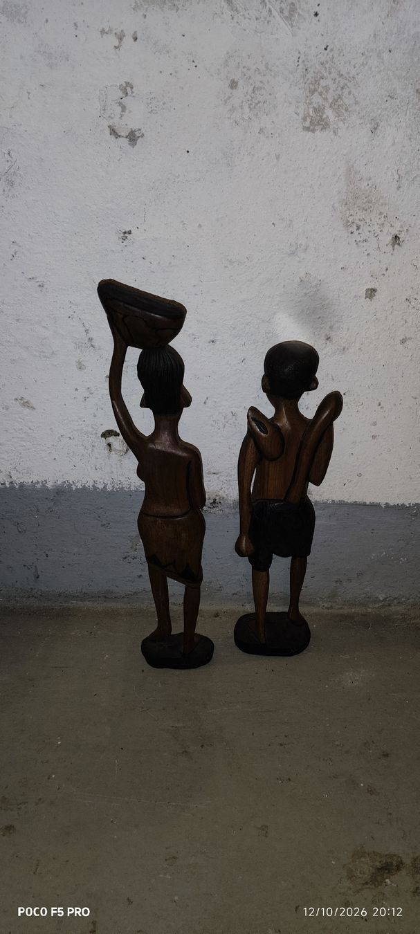 Statuette: Set aus handgeschnitzten Holzfiguren – Nuovo (secondo la descrizione) da Winterthur venduto da Ajcps 1