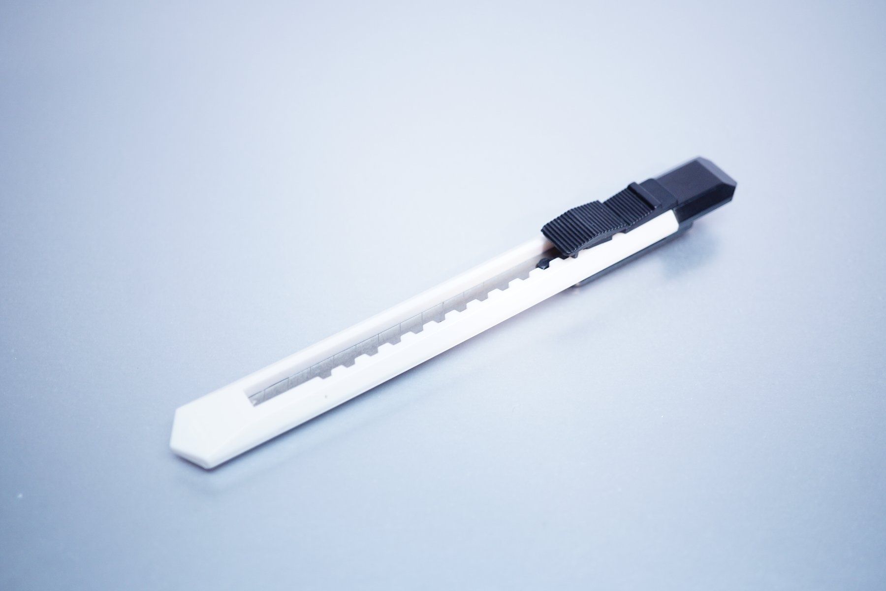 Coltelli da cucina: LC 1000 Stück Japanmesser weiss – Nuovo (secondo la descrizione) da Uetendorf venduto da tigermuegi