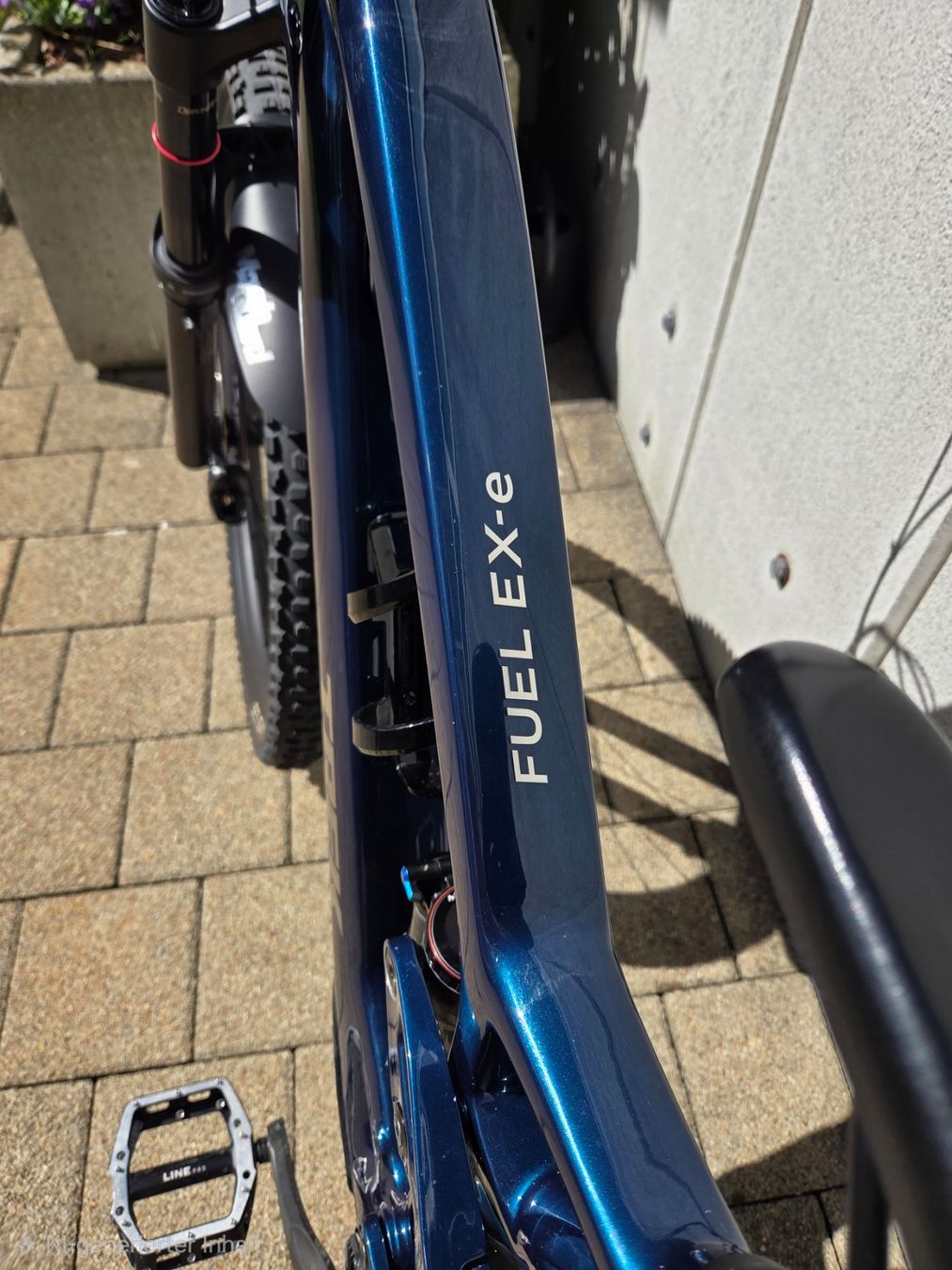 Trek Biciclette: Light Assist E-MTB Trek Fuel Exe 9.8 XT Gr. M – Nuovo (secondo la descrizione) da Einsiedeln venduto da Steipilzli 2