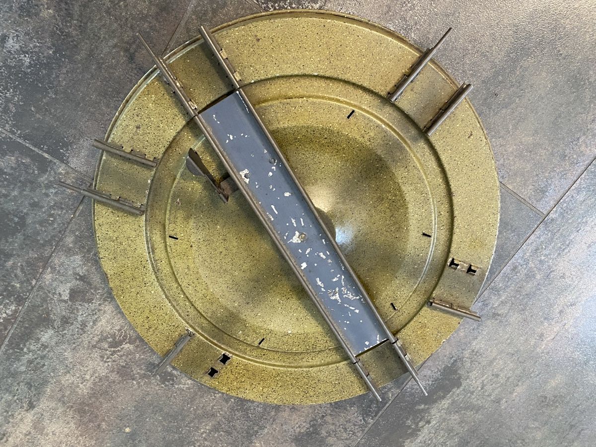 Märklin Modelleisenbahnen: Alte Märklin Drehscheibe, Stellwerk  – Gebraucht aus Mosnang von Goldwasser