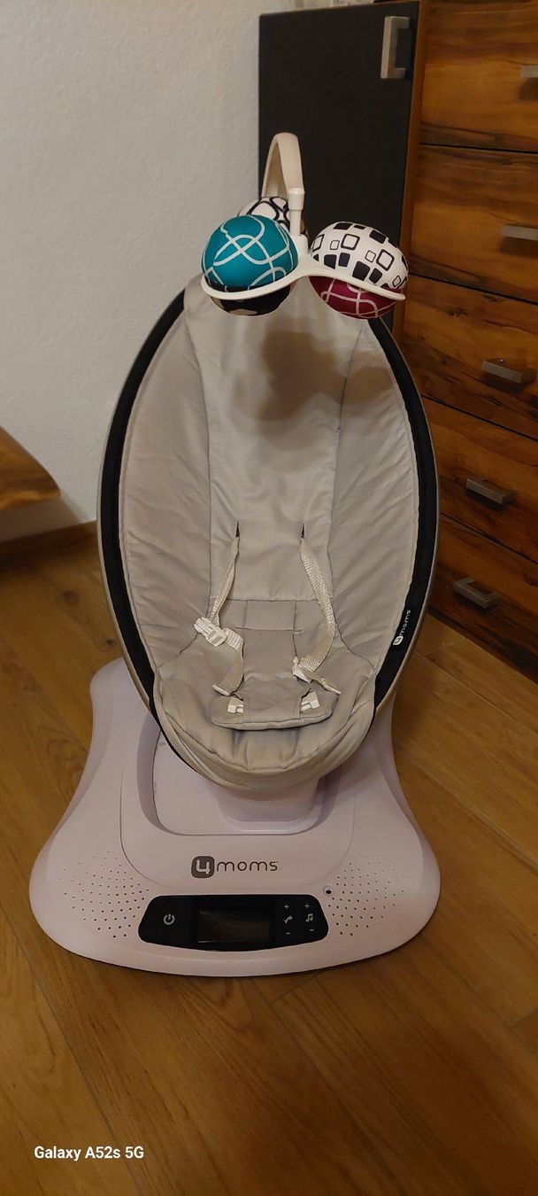 4moms Sdraiette & Sdraiette a dondolo: 4moms MamaRoo - perfetta per cullare! – Usato da Mesocco venduto da Eidgenoss89 1