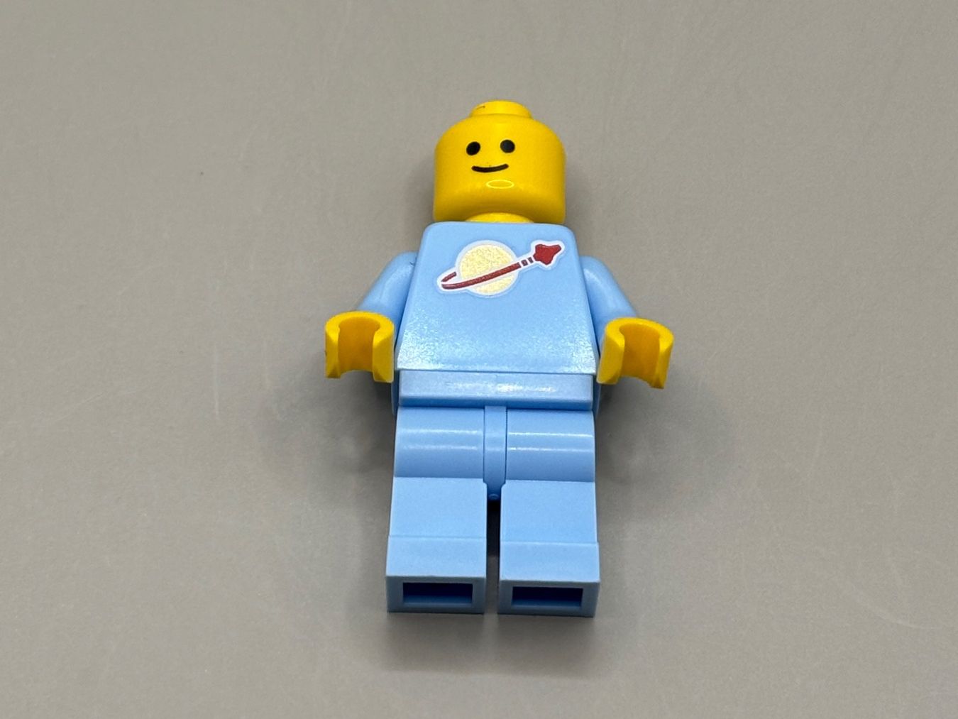 Lego Kit di costruzioni: Lego classic space figure hellblau neu – Nuovo (secondo la descrizione) da Lengnau AG venduto da Chefe43