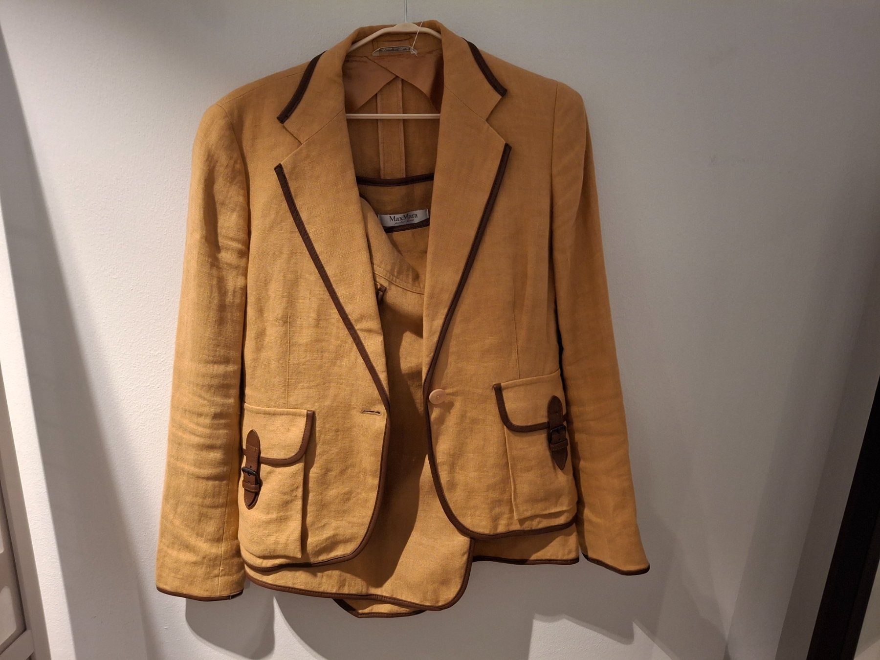 Completi & Tailleur: Max Mara blazer +Rock – Usato da Oberhofen am Thunersee venduto da katka99