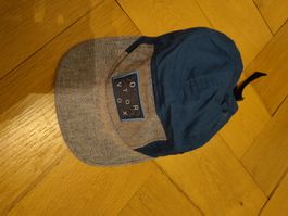 Hut / Cap