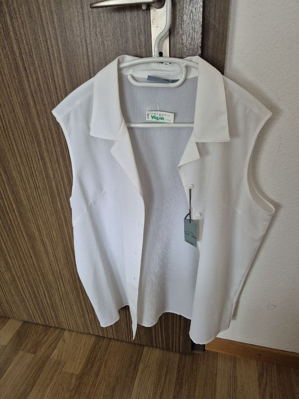 Blusen: DeVille Sommerbluse, ärmellos, Grösse 52 – Gebraucht aus Langenthal von Polarisstern