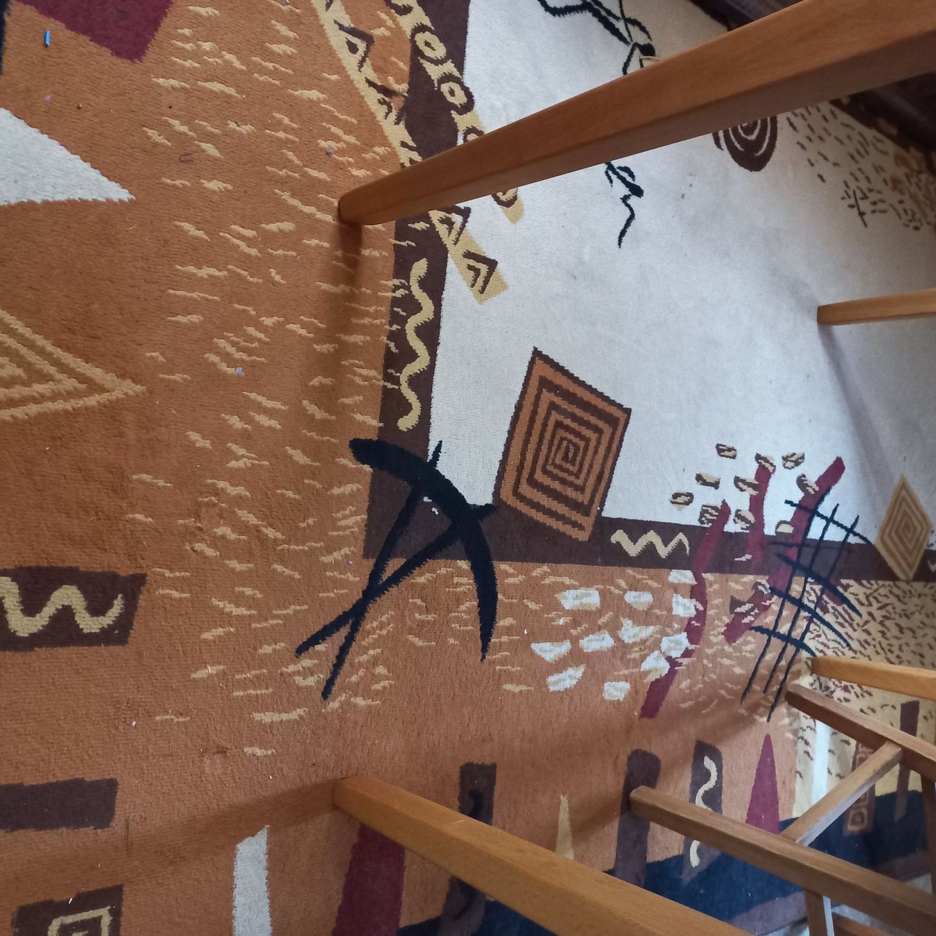 Tappeti: Teppich mit afrikanischem Flair – Usato da Ebnat-Kappel venduto da Youssou 3