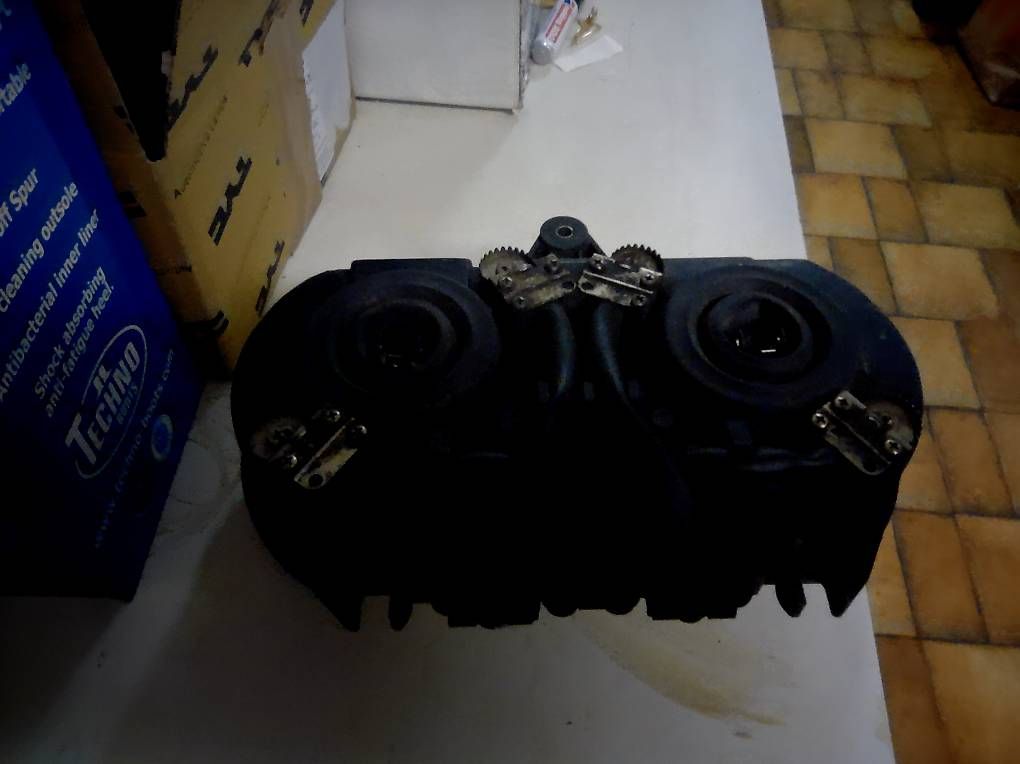 Fari: Doppelscheinwerfer Honda vf1000r – Usato da caslano venduto da koelnisch4711 2