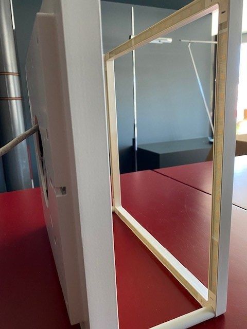 Kronleuchter & Deckenlampen: REFLEX² Deckenleuchte weiss / gold von Serien Lighting – Gebraucht aus Umiken von licht5040 5