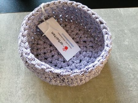 Körbli gehäkelt aus Textilgarn, Grösse: 16x7cm
