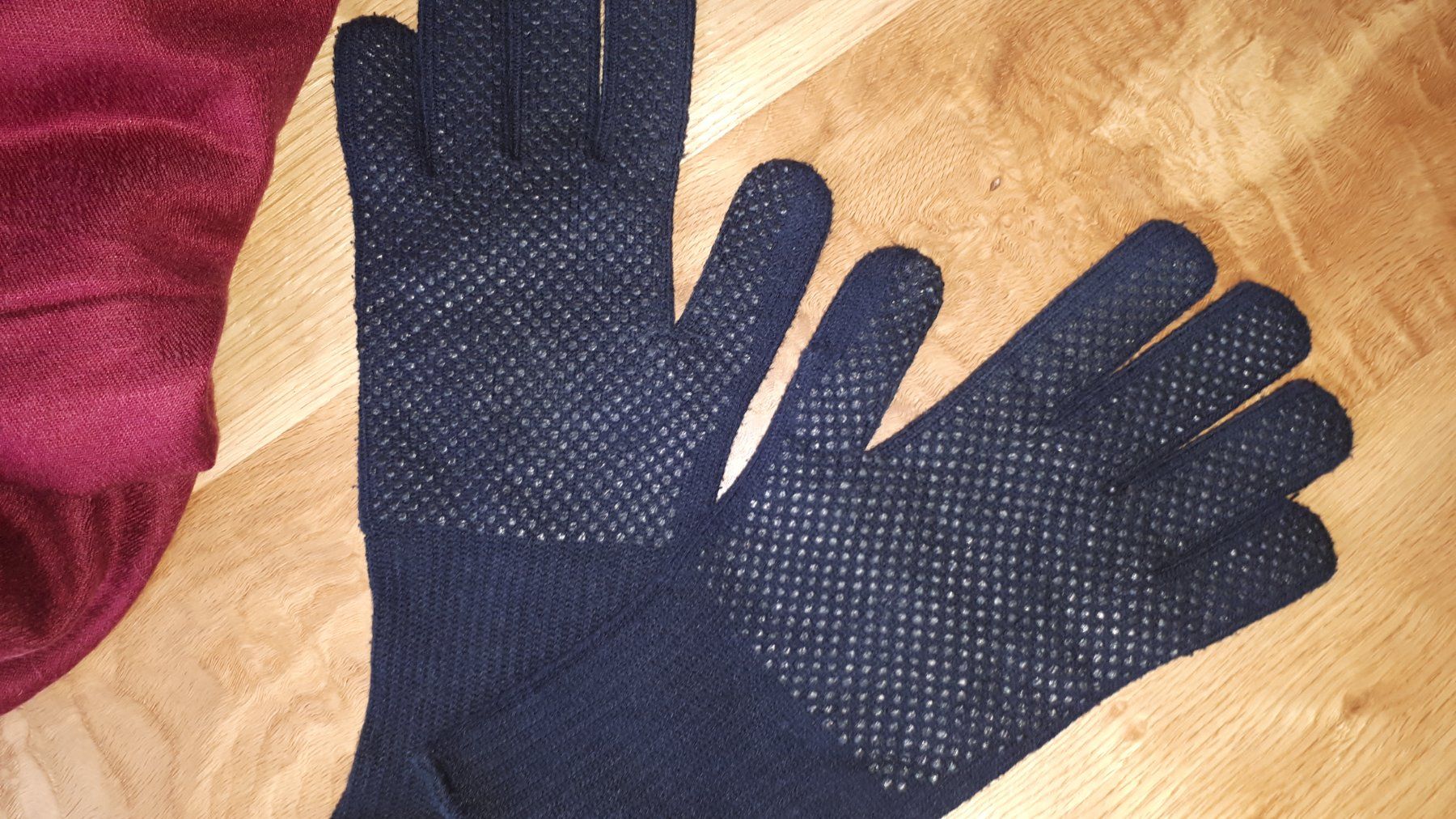 Guanti & manicotti: Damen Fingerhandschuhe, schwarz – Usato da Mühlethal venduto da prackendorf 1