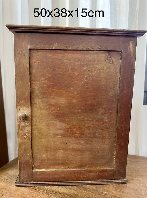 Armoires: WANDSCHRANK AUS HOLZ, Antik – D'occasion à Steinach par Bonita007