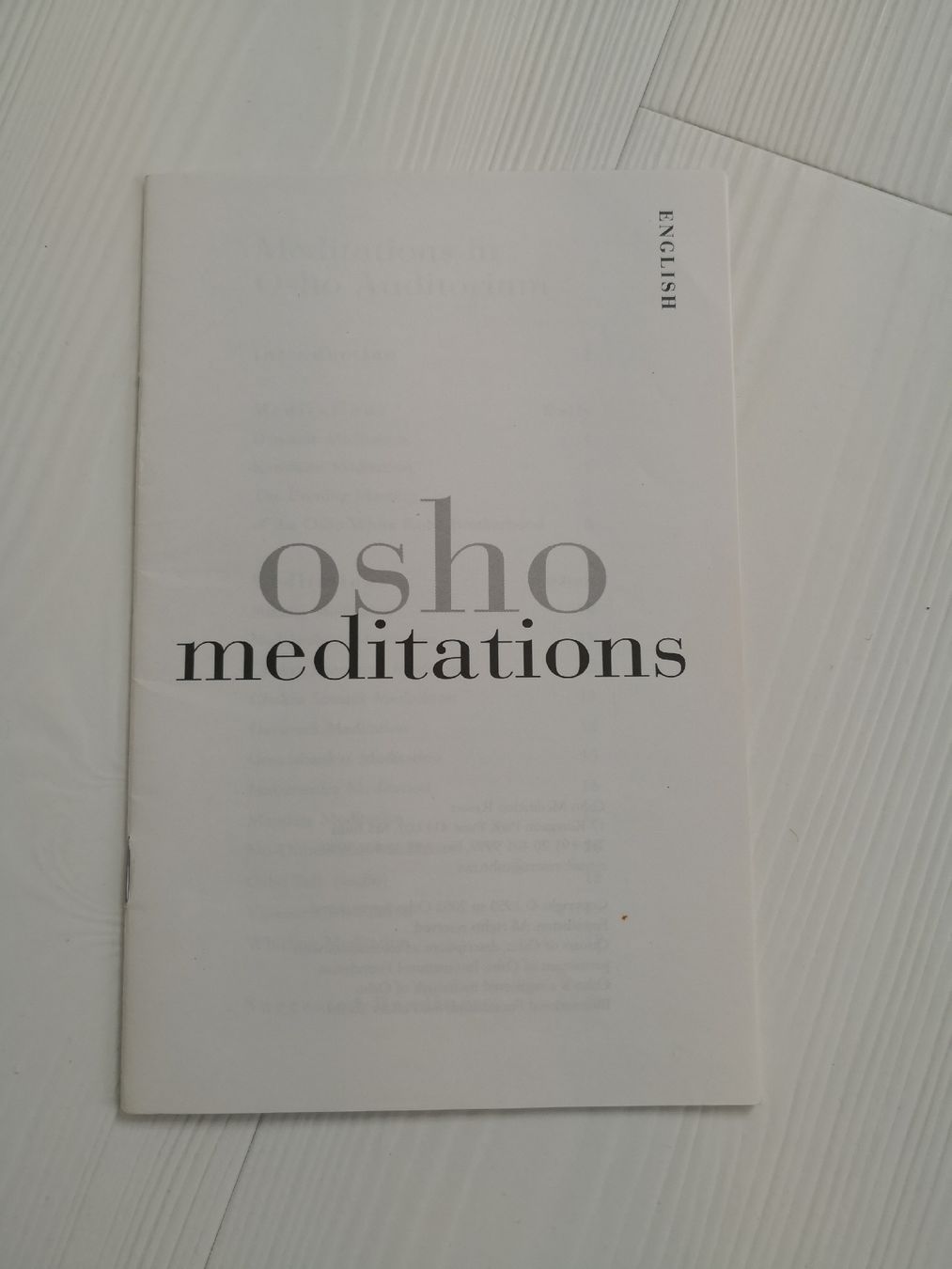 Livres: 🤩OSHO MEDITATIONS HEFT NEU – Neuf (Voir description) à Olten par Naja-Twins-Twins