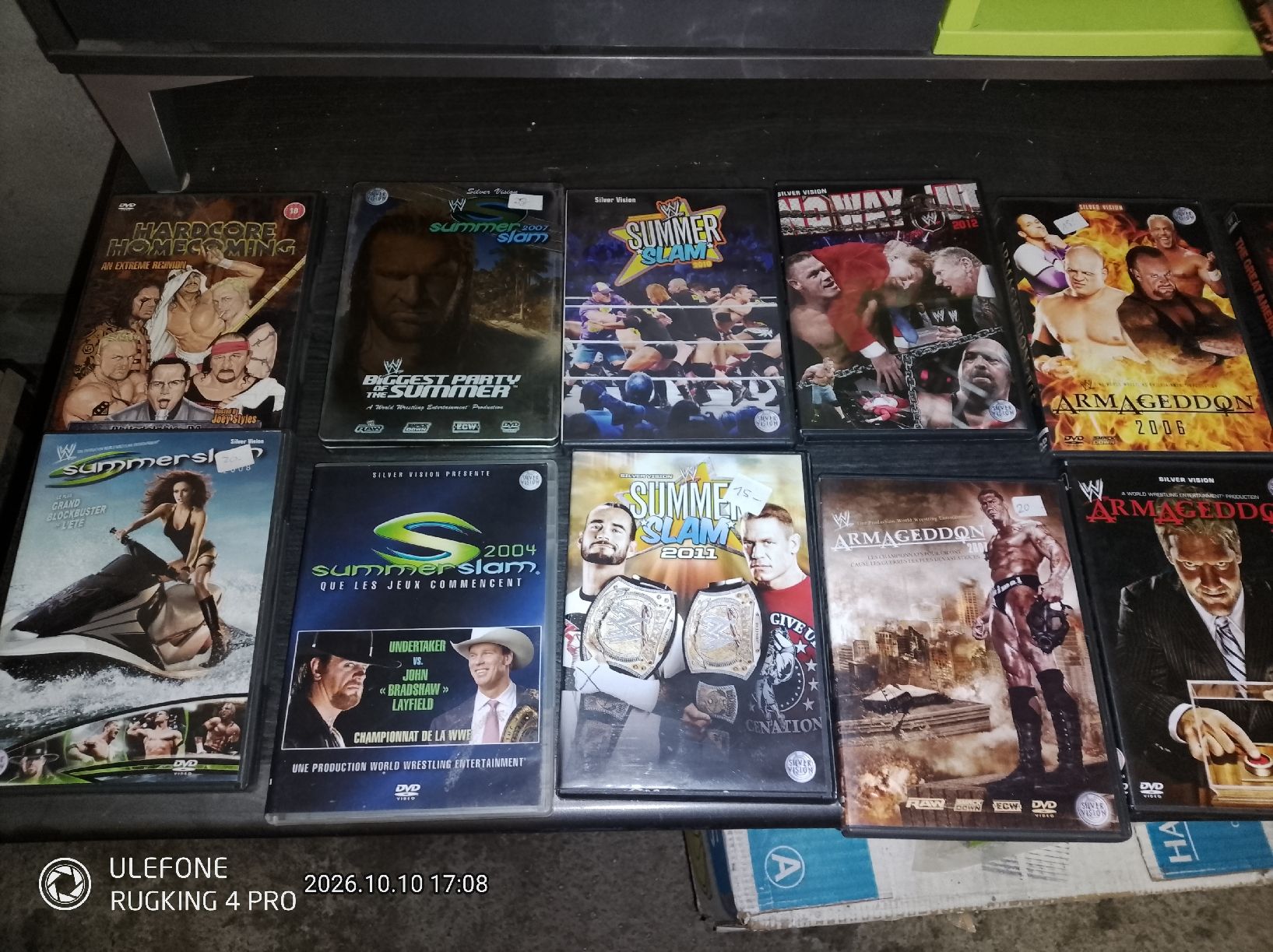 Tutti i DVDs: lot de 90 DVD catch WWE  – Usato da saillon venduto da Lamateur 2