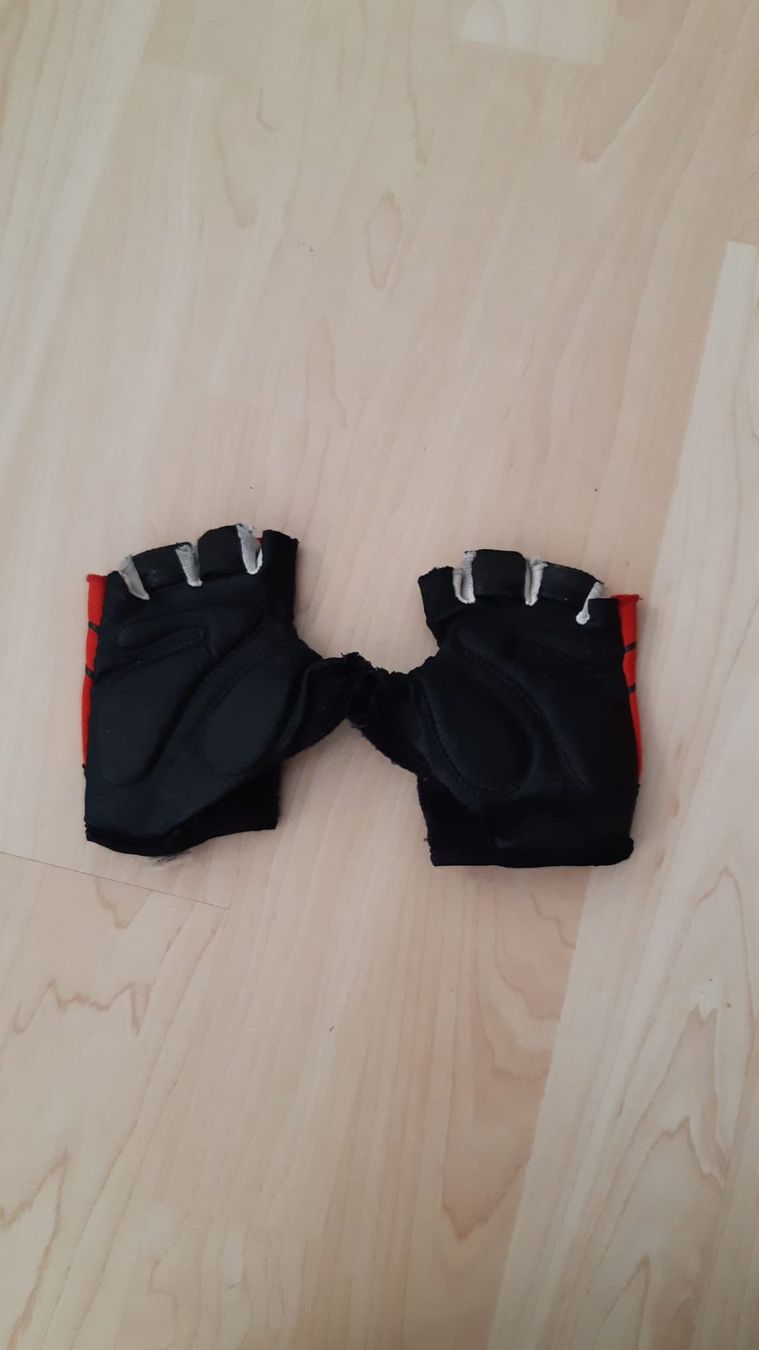 Roeckl Guanti: ROECKL JUNGENHANDSCHUH Gr. 7.5 + HALSTUCH – Usato da Sachseln venduto da volvoc70 1