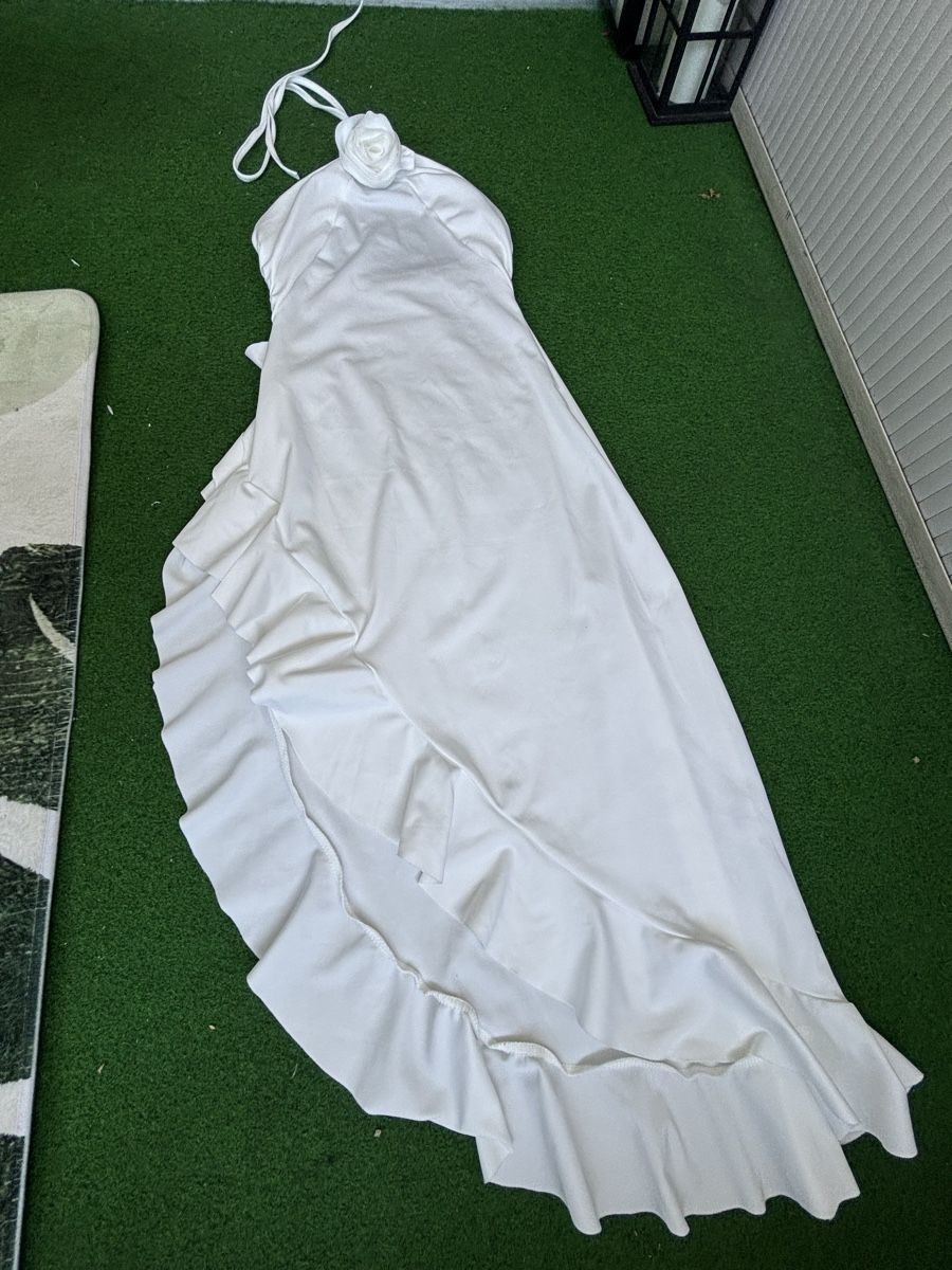 Vestiti: Kleid grS – Usato da Zug venduto da Biki72 3