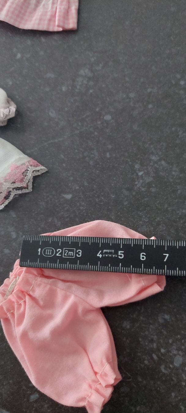 Bambole: Puppenkleidchen – Usato da Muri AG venduto da nindo1 7