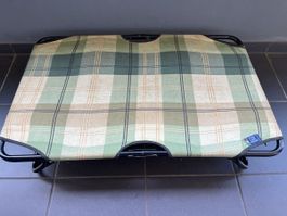 Cuccia rialzata per cani