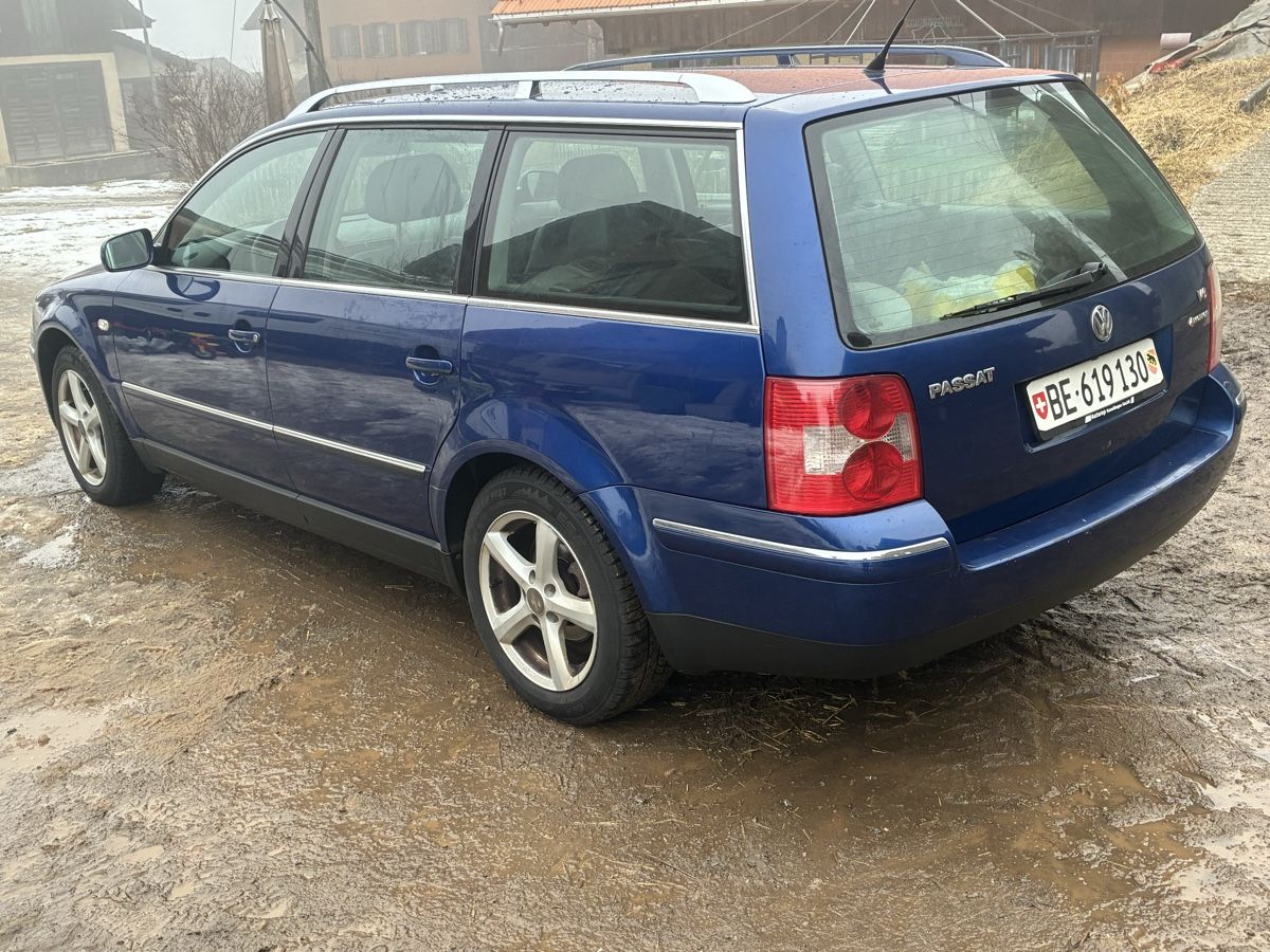 VW Automobili: VW Passat Stationswagen V6 4-Motion, – Usato da Häutligen venduto da Ulim6115 1