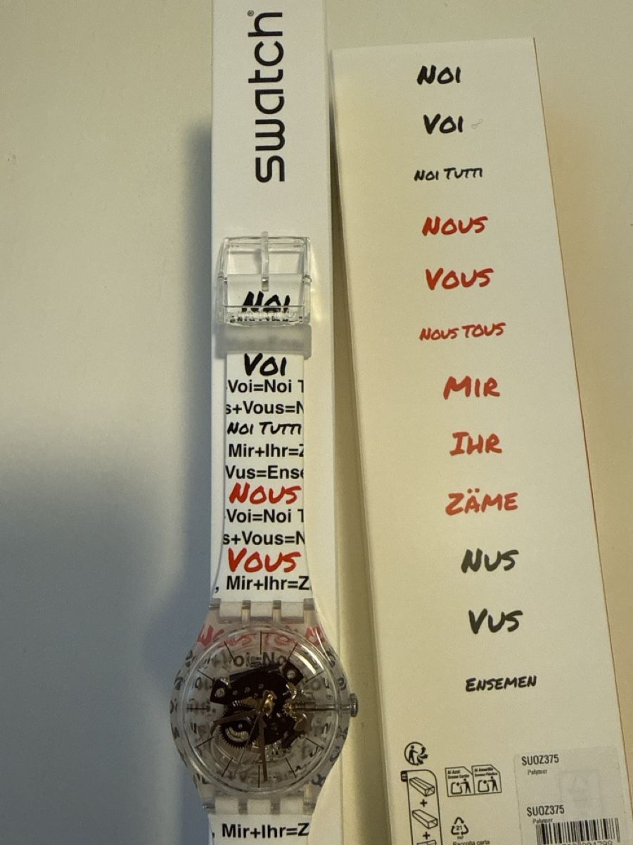 Swatch Smartwatch: Swatch watch clear strap multi-language print – Neuf avec emballage d'origine à Luzern par Alsu_Lucerne 2