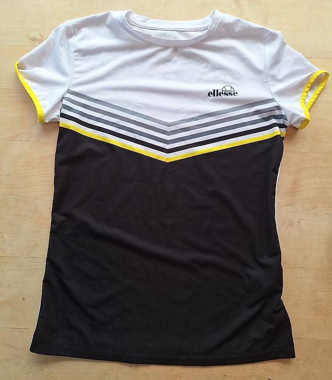 Lotti & Set di vestiti: Ellesse Sportkombi Gr.140 – Usato da Seewis-Dorf venduto da GAGAGAGSGAGA 1