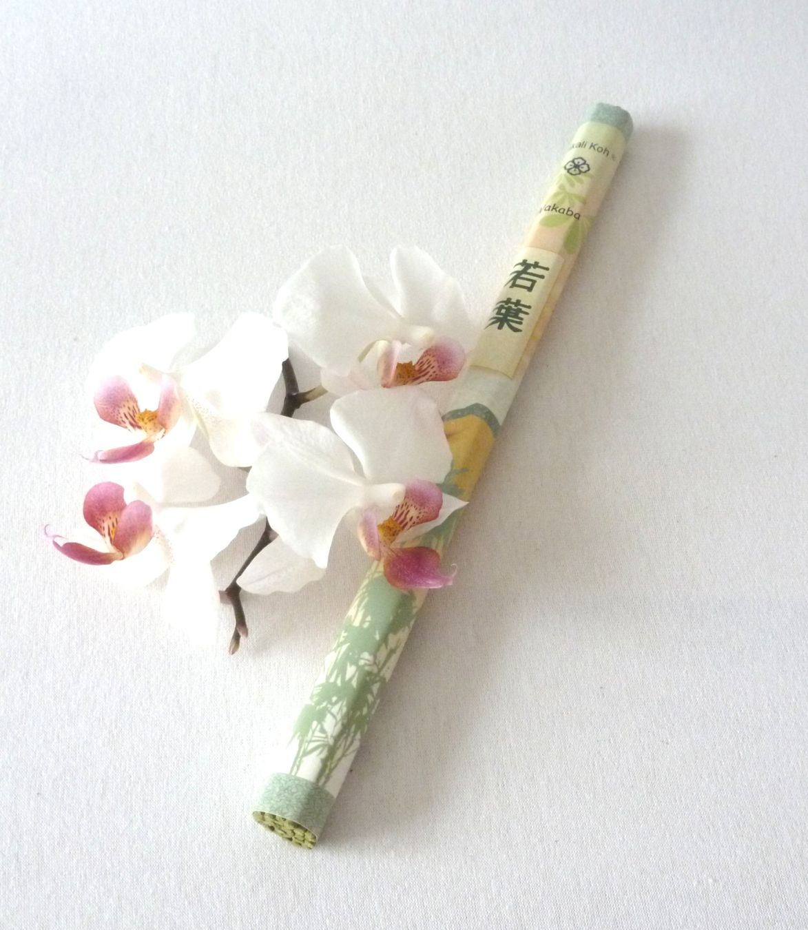 Candele: Räucherstäbchen WAKABA - Hikali Koh – Nuovo e nell'imballaggio originale da Mauren venduto da Yeelen