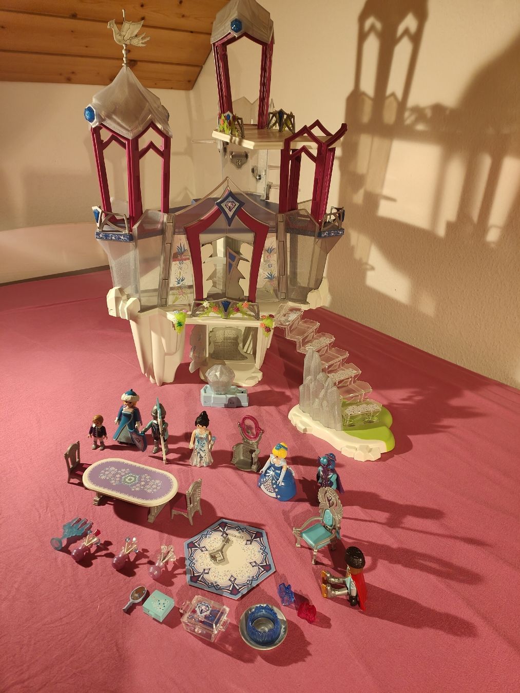Playmobil Spielzeuge: Playmobil Eisschloss – Gebraucht aus Kriens von Arrabbiata
