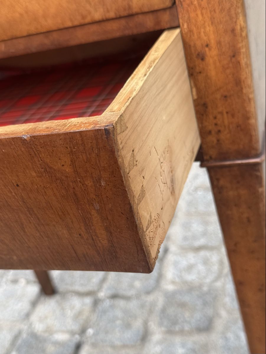Comodini: |*| Antike Möbel  – Usato da Schlieren venduto da Freundlich02 4