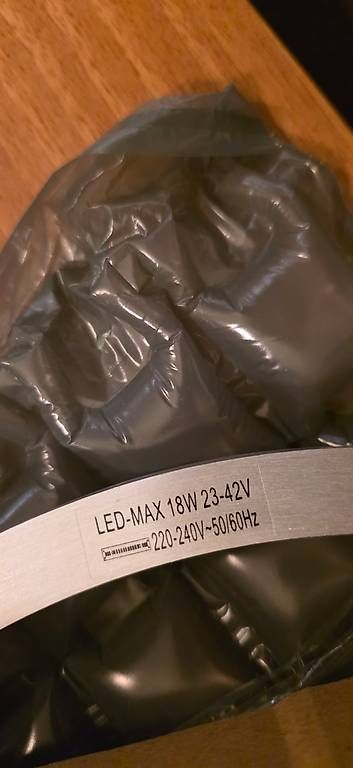 Lampadari & plafoniere: Decken Lampe / Beleuchtung LED – Usato da Dussnang venduto da dariopet 1