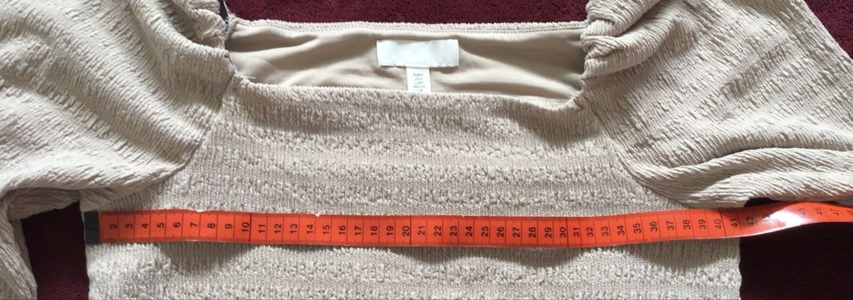 H&M T-Shirts: Beige Oberteil mit Puffärmeln, Grösse S – Gebraucht aus Nussbaumen AG von Magi58 2