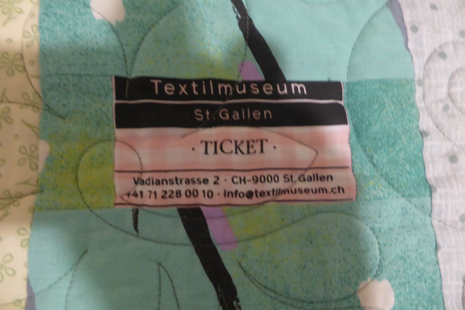 Coperte: Quilt - Patchwork - Tagesdecke 120 x 165 cm, neu – Nuovo (secondo la descrizione) da Brunnadern venduto da pinkfaden 3