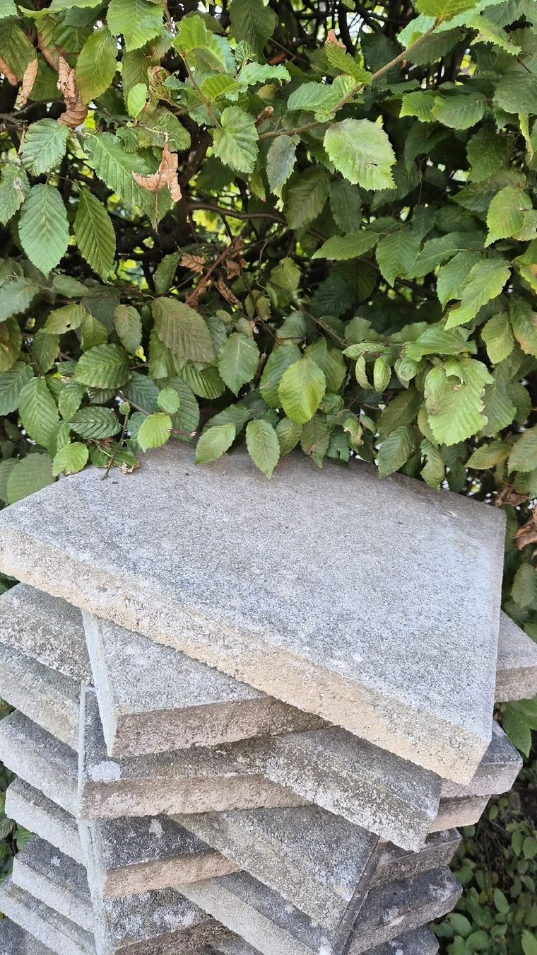Bodenbeläge: Garten Steinplatten 40x40cm – Gebraucht aus Walliswil von nasommer 1