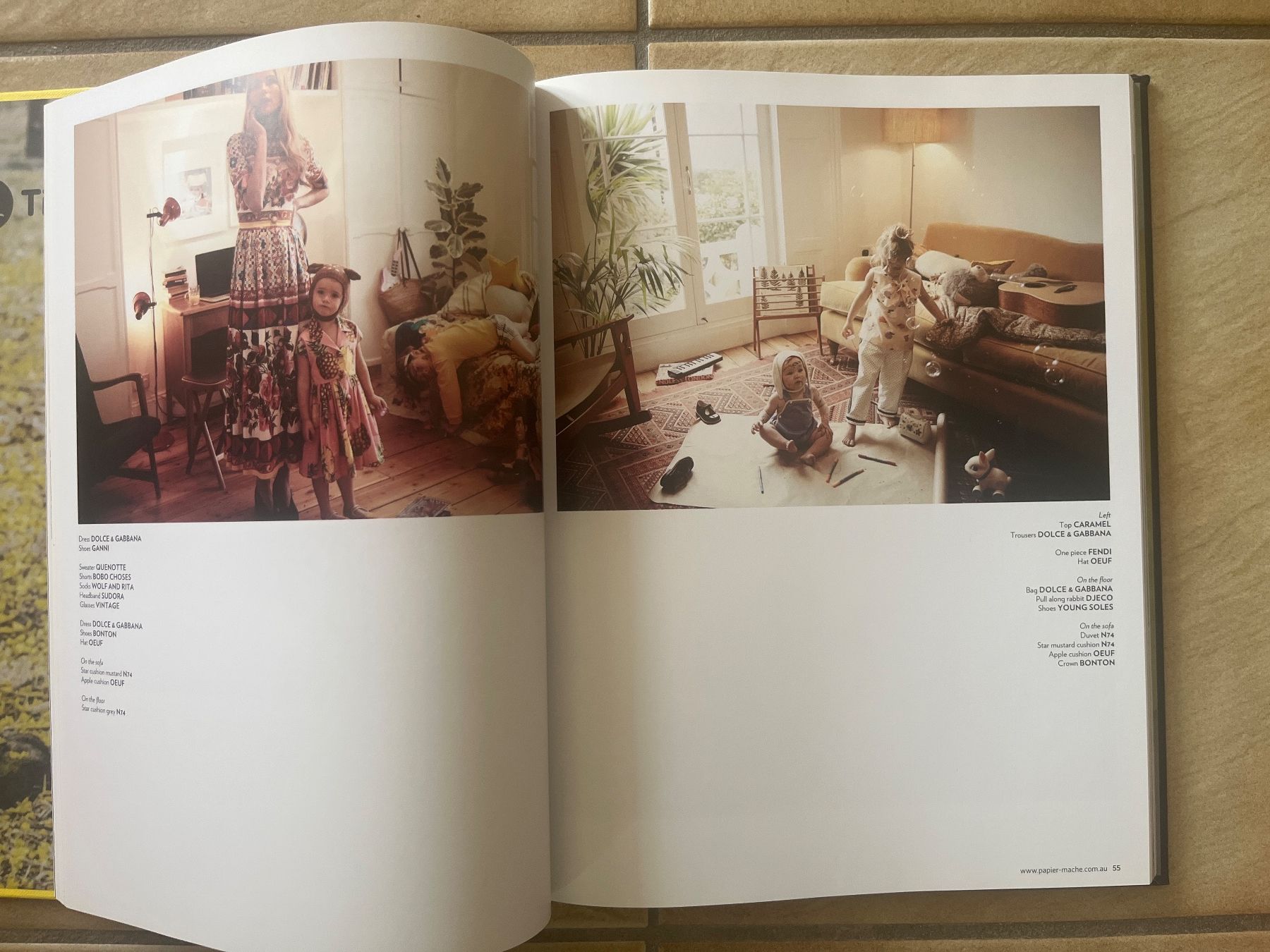 Bücher: Livre Papier Mache Play – Gebraucht aus Vernayaz von Darkfrost 3