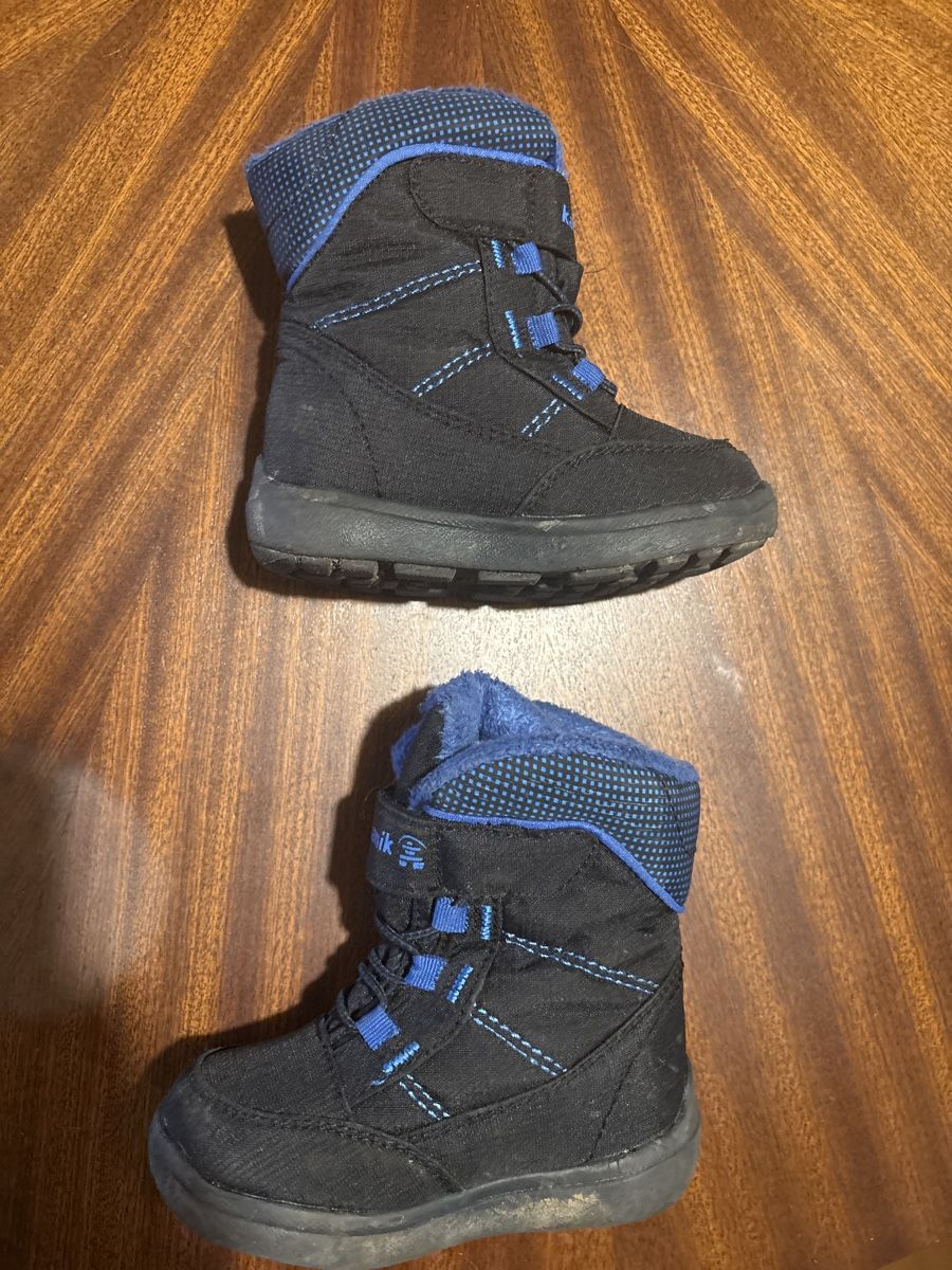 Scarpe da uomo: Bottes de neige – Usato da Neuchâtel venduto da cam_lf7y 2
