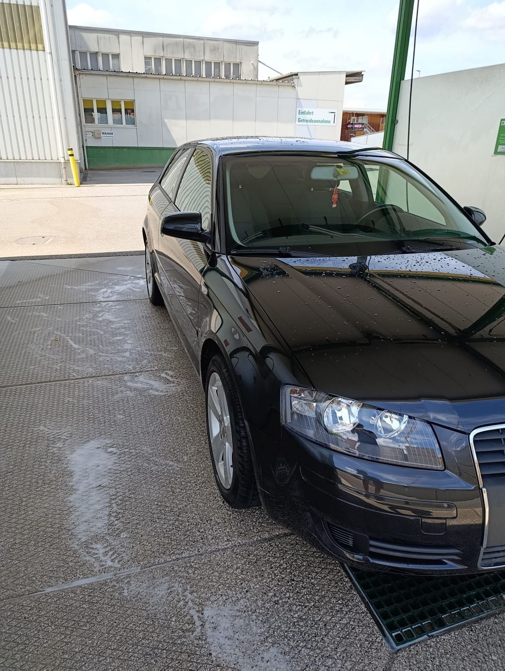 Audi Autos: Audi A3 Sporte 1.6  – D'occasion à Fribourg par mal_8zjh 2