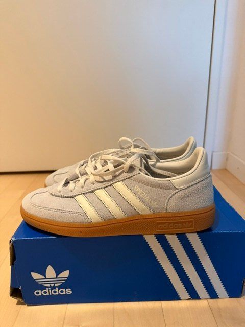 Adidas Scarpe da donna: Handball Spezial W – Usato da Zürich venduto da pebiet