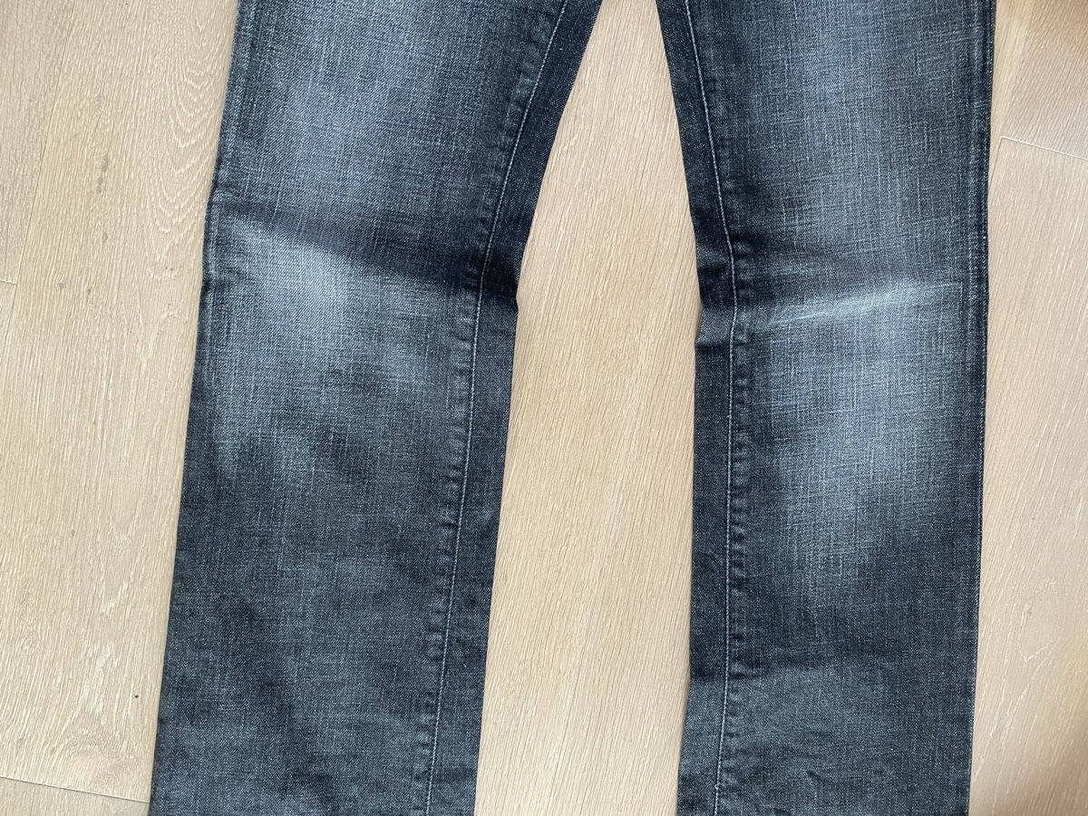 Guess Jeans: Neue graue Guess Jeans Grösse 27 – Neu (gemäss Beschreibung) aus Winkel von Flyhy2020 4