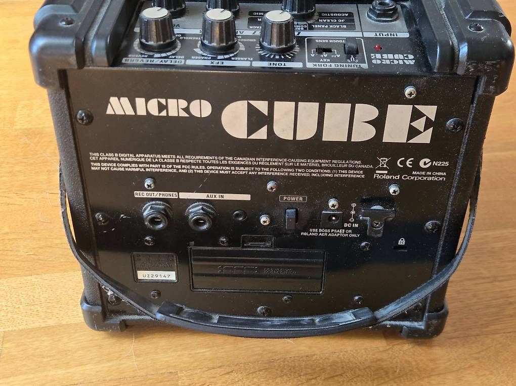 Verstärker: Roland Micro Cube  ampli guitare compact – Gebraucht aus Lausanne von rga_kk67 2