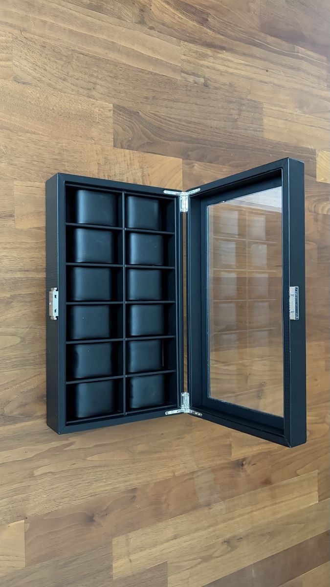 Songmics Scatole porta orologi: Songmics Uhrenbox – Usato da Luzern venduto da Noah69Ar 1