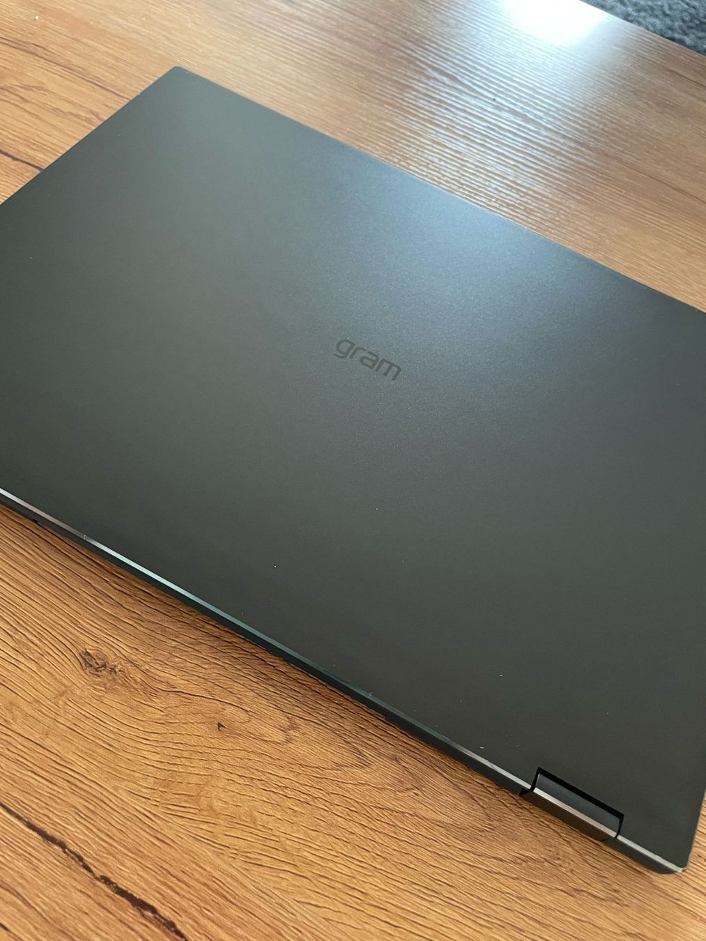 LG Notebooks: LG Gram Touchscreen 2-1 360 16" Foldable Notebook. – Gebraucht aus Olten von jjw264 3