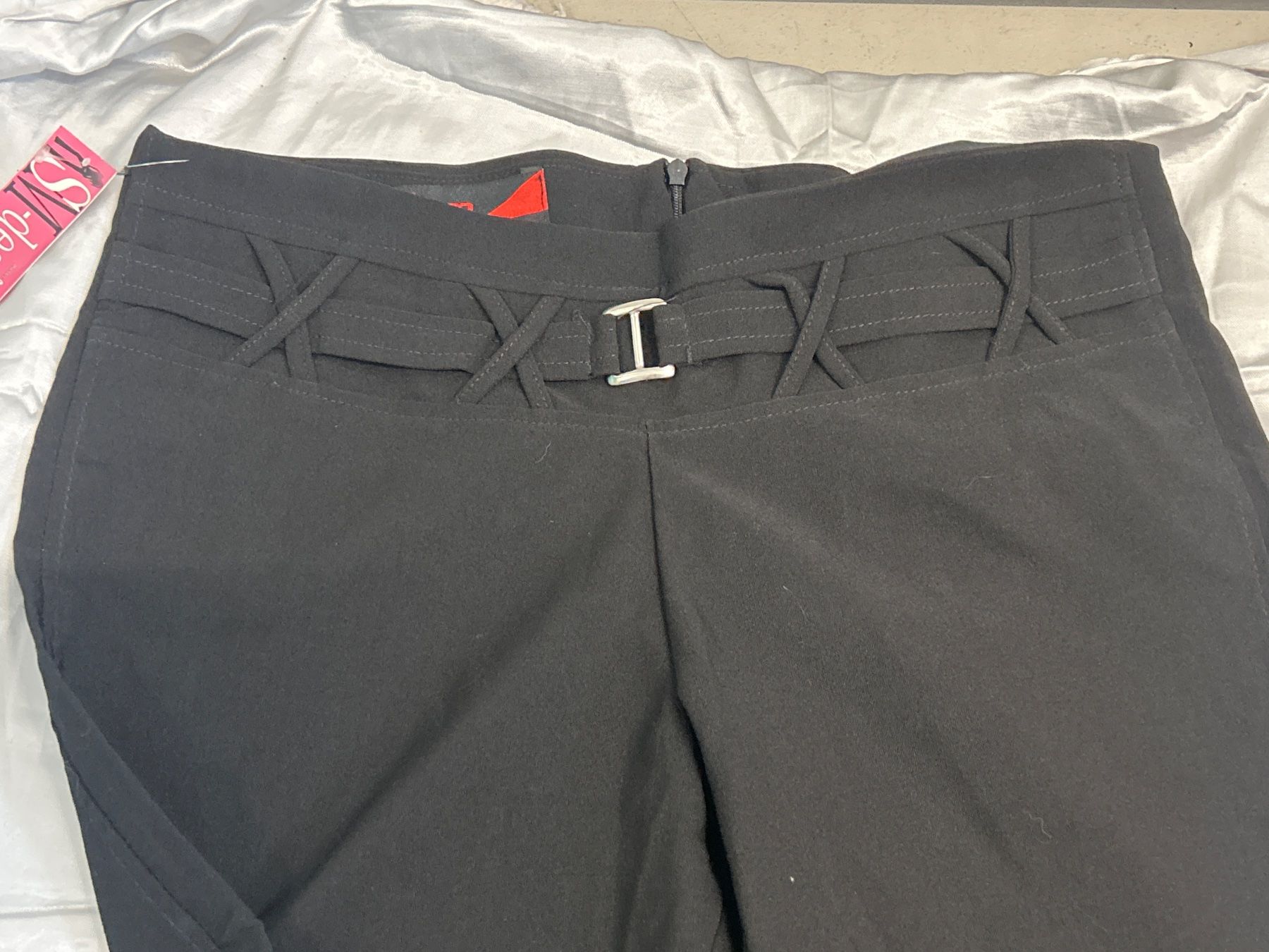 Pantaloni: Capri Hose Figurbetont Schwarz Gr 40 Neu – Nuovo e nell'imballaggio originale da Regensdorf venduto da Spyke55 2